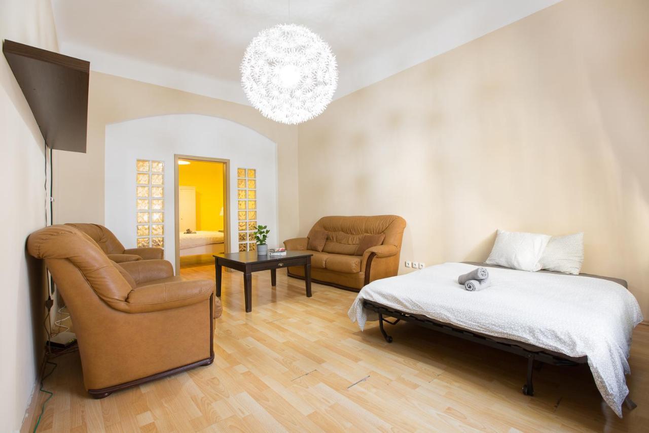 Premier Apartments Near The Museum Prag Dış mekan fotoğraf