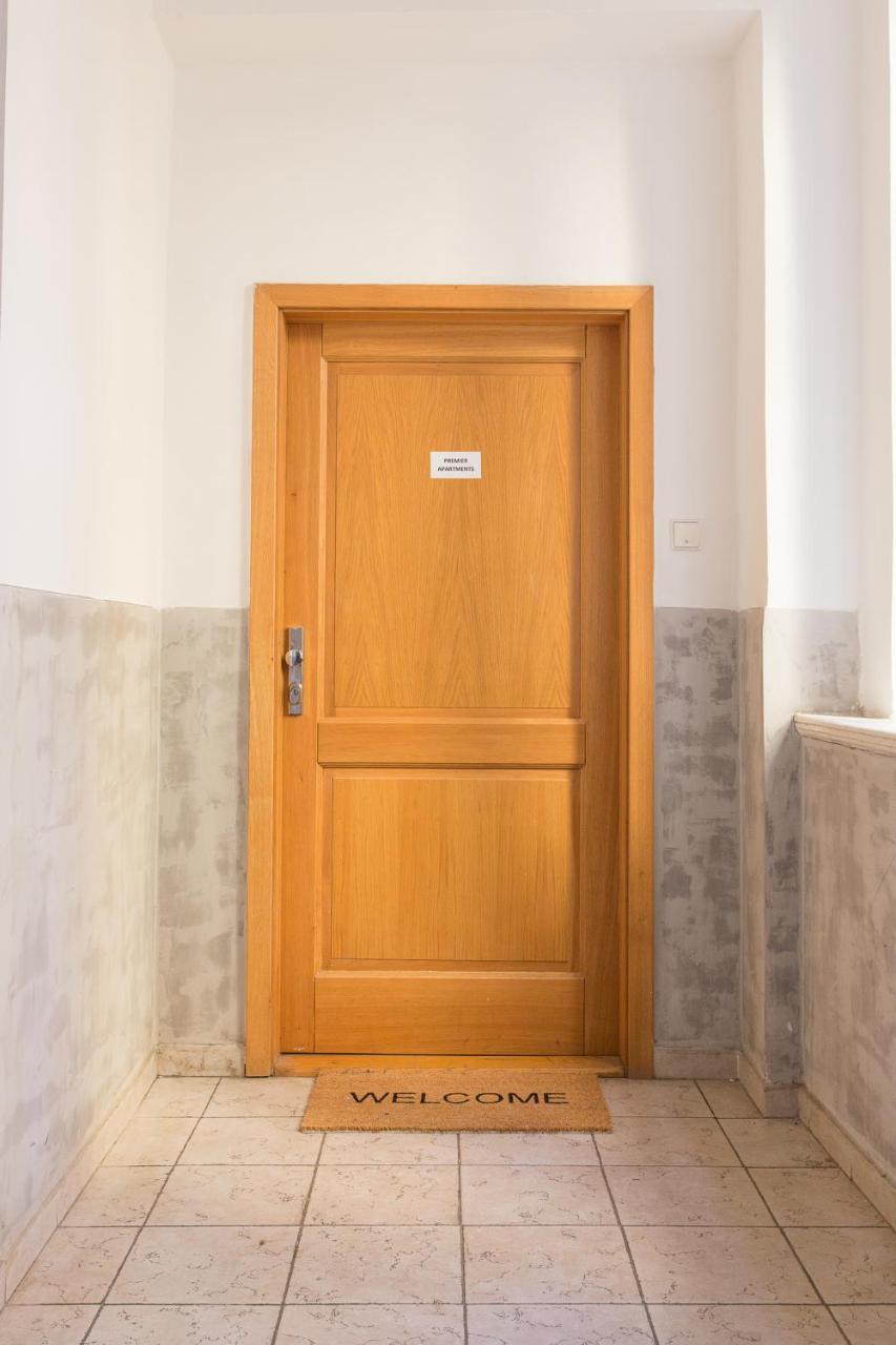 Premier Apartments Near The Museum Prag Dış mekan fotoğraf